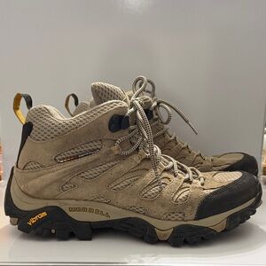 Merrell Taupe Suede Hiking Boots